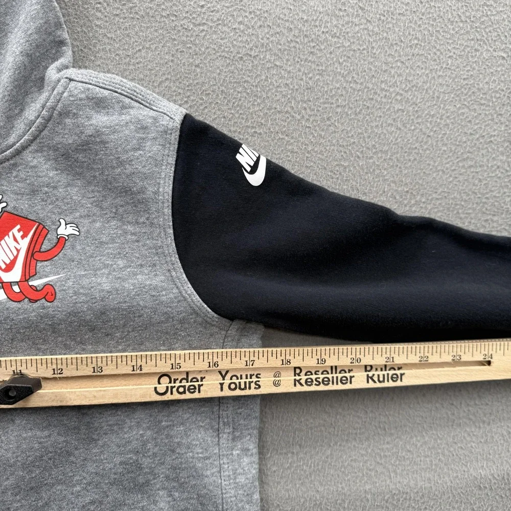 Nike Hoodie Youth Medium Gray Fleece Cartoon Graphic Pullover Kangaroo Pocket